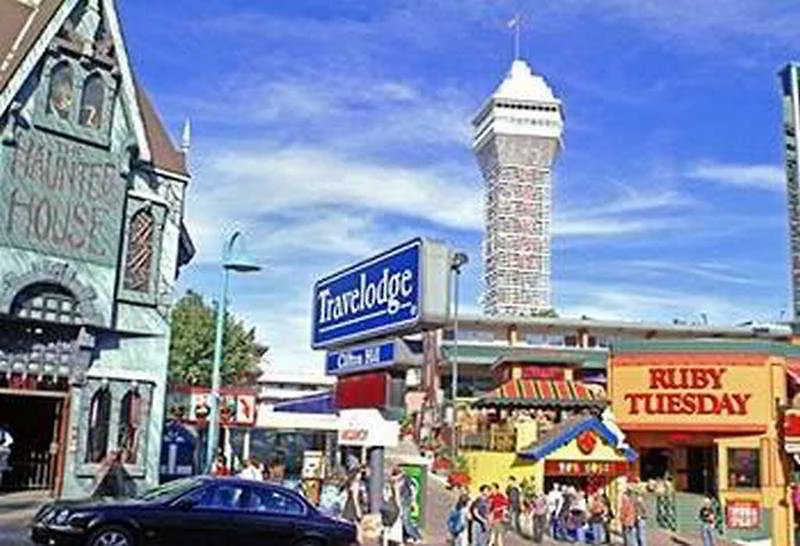 Travelodge By Wyndham Niagara Falls At The Falls 3*,
