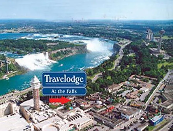 Travelodge By Wyndham Niagara Falls At The Falls Canada