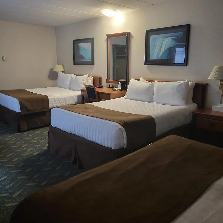 Travelodge By Wyndham Niagara Falls At The Falls