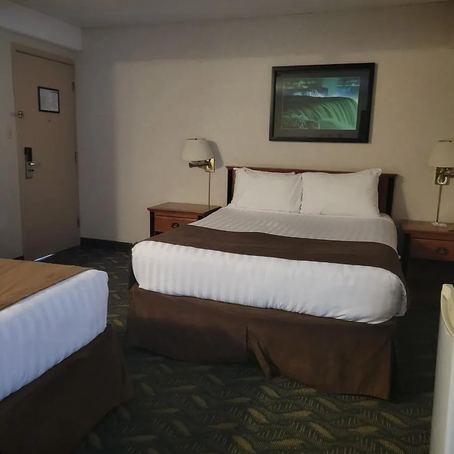 Travelodge By Wyndham Niagara Falls At The Falls 3*,