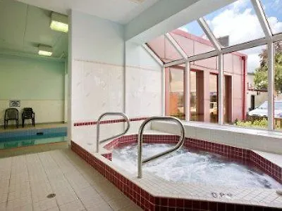 Travelodge By Wyndham Niagara Falls At The Falls